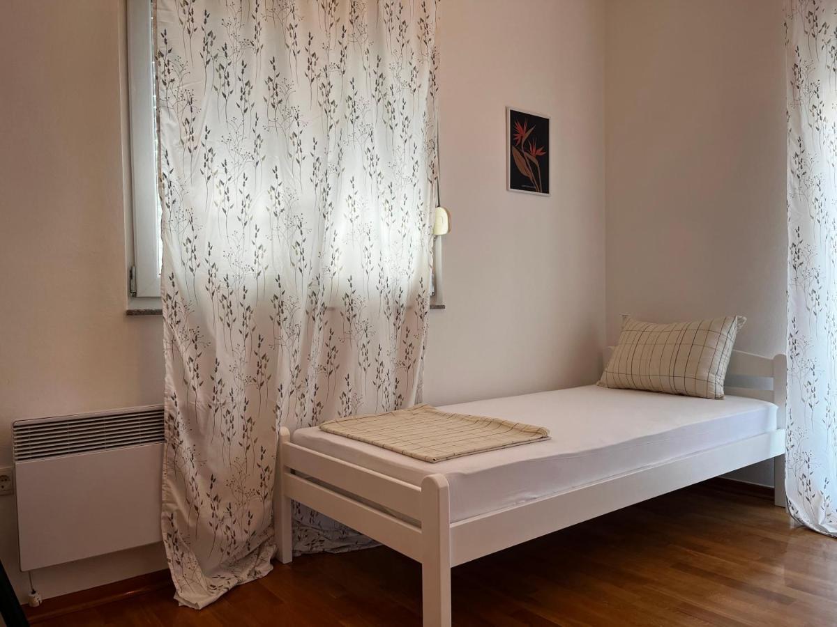 Luka Apartment